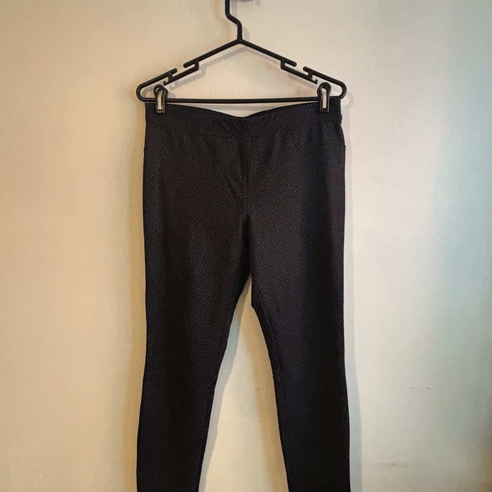 Max Studio Black Patterned Leggings